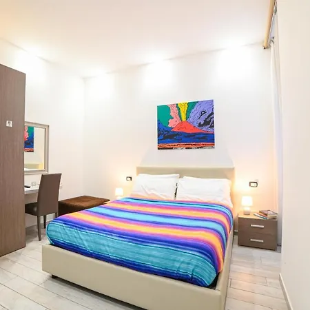 Vomero Station Guest house *